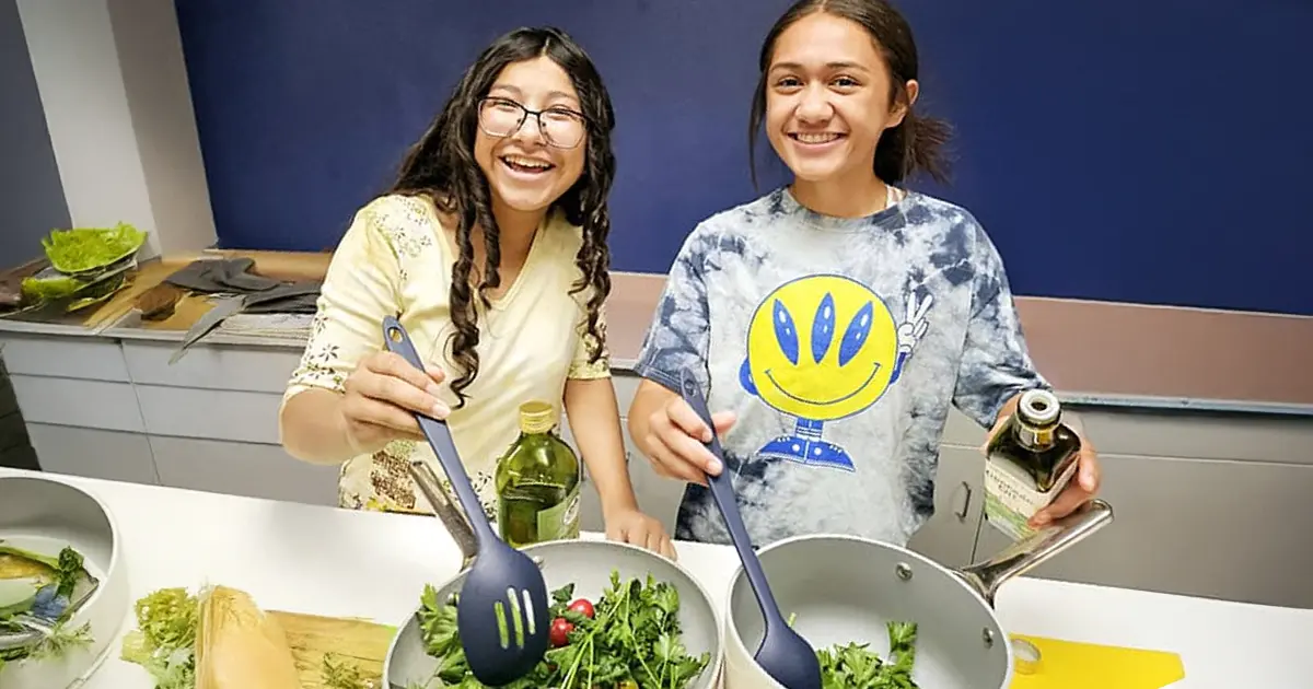 Kids cooking