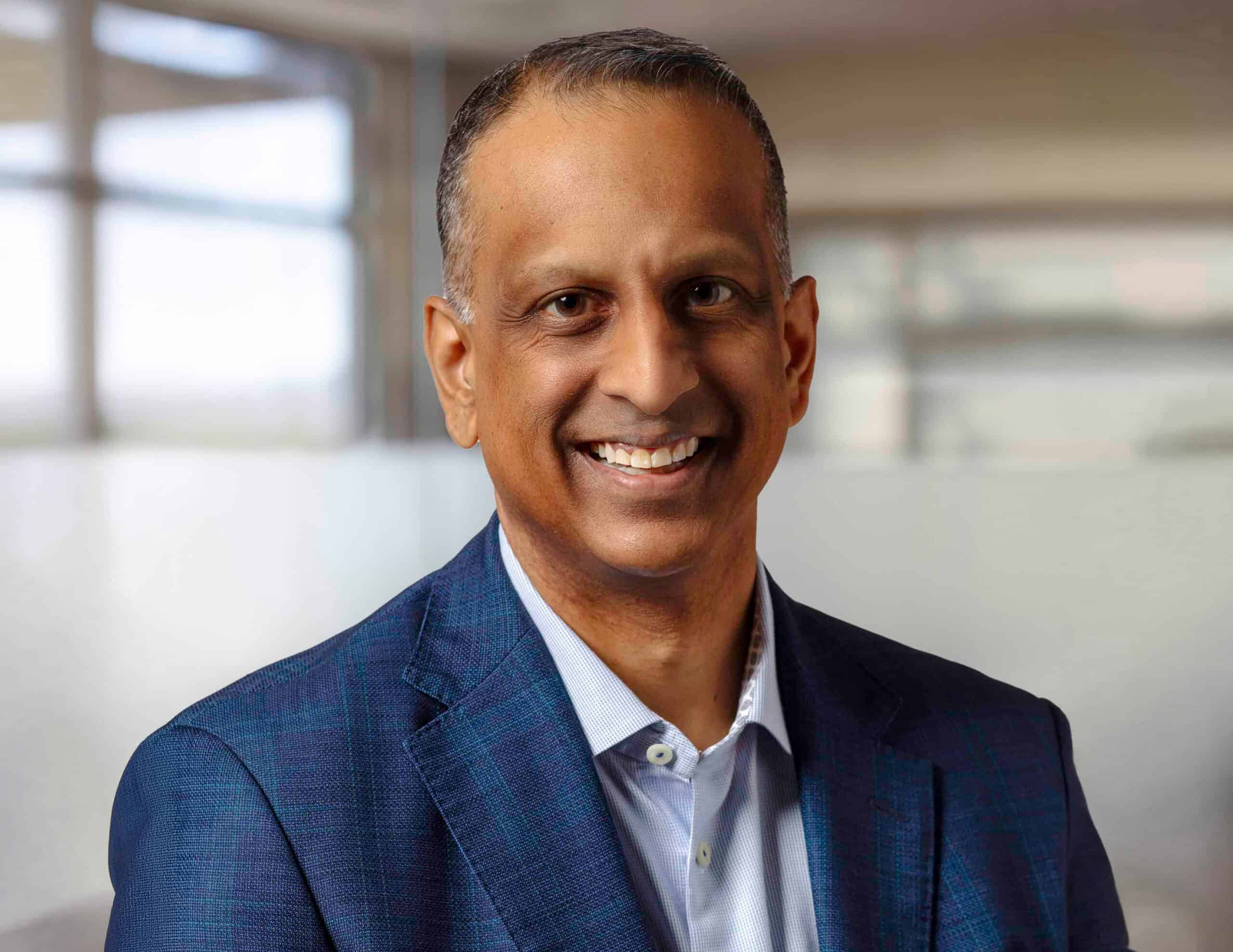 Andrew Jhawar Headshot